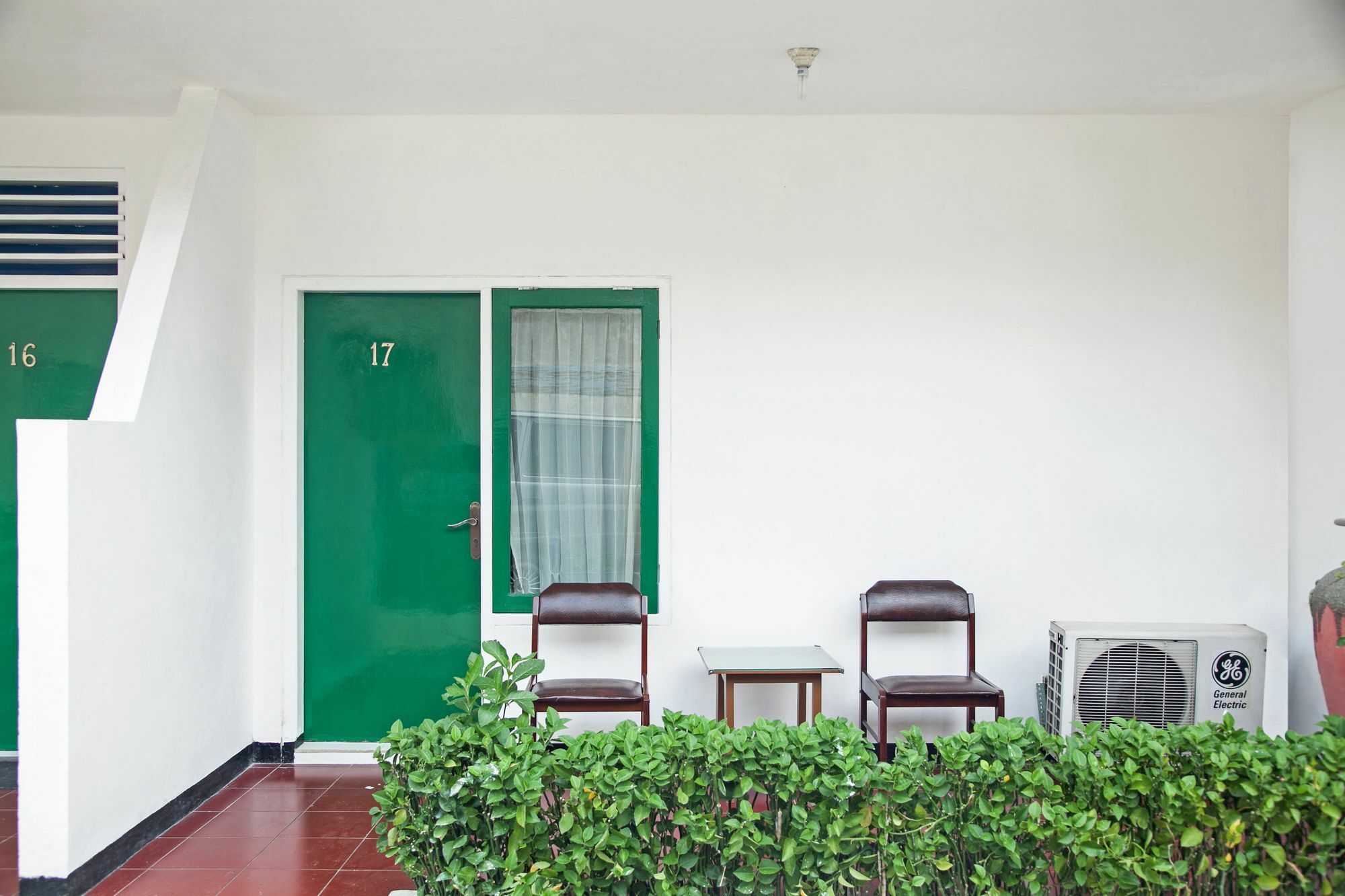 Reddoorz Near City Of Tomorrow Mall Surabaya Exterior photo