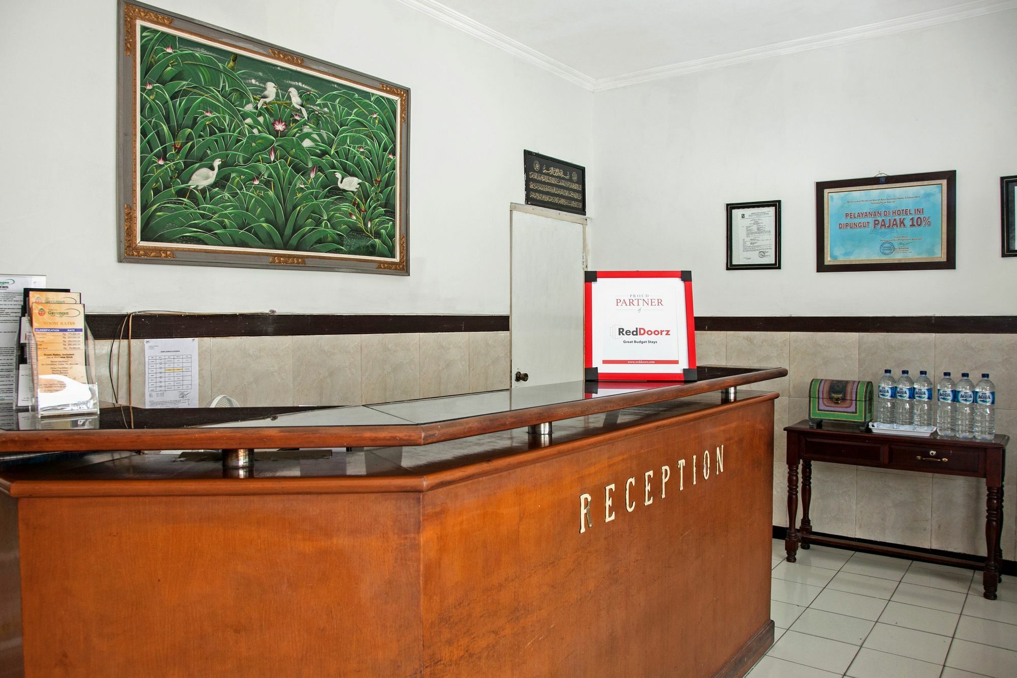Reddoorz Near City Of Tomorrow Mall Surabaya Exterior photo
